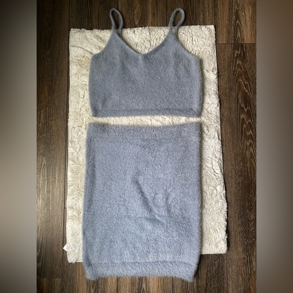 Matching set - Picture 1 of 4